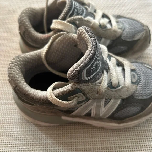 New Balance Kids' Gray and White Sneakers - Picture 3 of 3